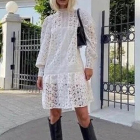 H&M Bloggers Favourite Stunning Lace Dress NWOT - Picture 4 of 16